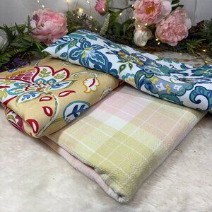 Set of 3 fabric tablecloth  used twice